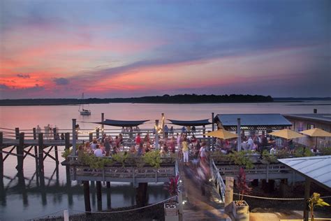 The 5 Best Hilton Head Seafood Restaurants to Try on Your Next Trip