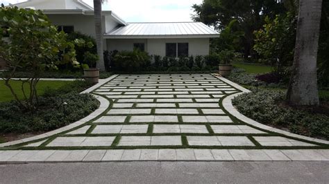 50 Best Driveway Ideas to Improve The Appeal of Your House | Driveway design, Driveway ...