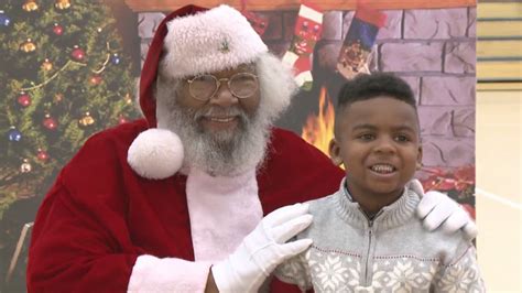 Chocolate Santa Fred Parker dies | wwltv.com