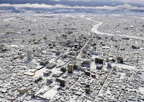 Gifu Japan after record snow falls this week-end - Photorator