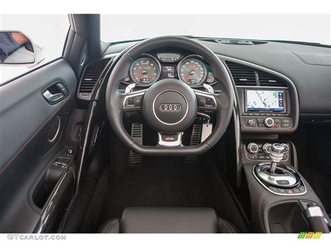 2015 Audi R8 Spyder V8 Dashboard Photos | GTCarLot.com