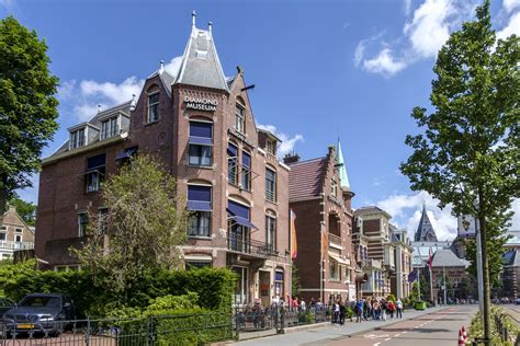 Diamond Museum Amsterdam | A sparkling experience | A journey from 300 miles below the earth to ...