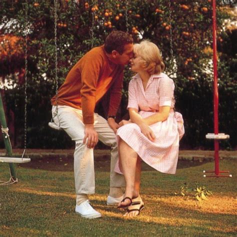 30 Romantic Photographs of “Hollywood’s Golden Couple” Paul Newman and ...