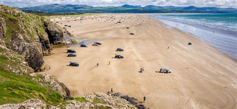 Discover 90+ campsites near Black Rock Sands, Snowdonia