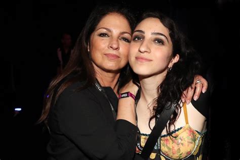 Gloria Estefan's Daughter Emily Says Mom Told Her Not to Come Out to ...