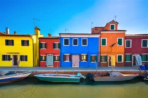 The 25 most colorful cities in the world (With images) | Architectural features, Chinese ...