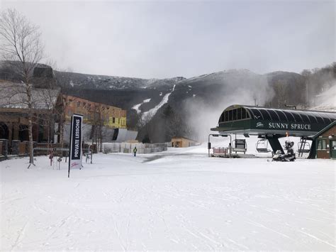 Trip Planning Your Ski Vacation to Stowe, Vermont - MomTrends