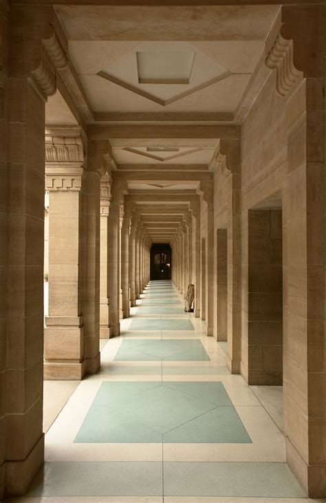 File:Columns, Umaid Bhawan, Jodhpur, Rajasthan, India.jpg - Wikimedia ...