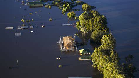 Australia Floods: 40,000 Evacuated, At Least 2 Dead : NPR