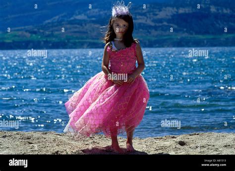 five years old girl posing as a princess Stock Photo - Alamy