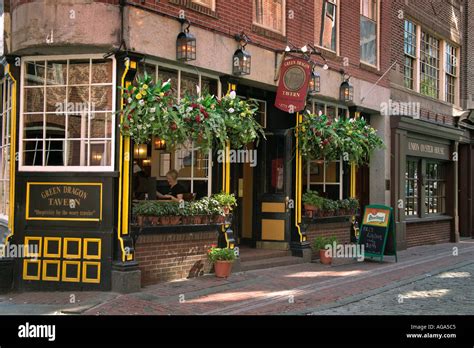 Green dragon tavern boston hi-res stock photography and images - Alamy