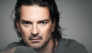 Ricardo Arjona: Artista pop con más nominaciones en Premios Juventud