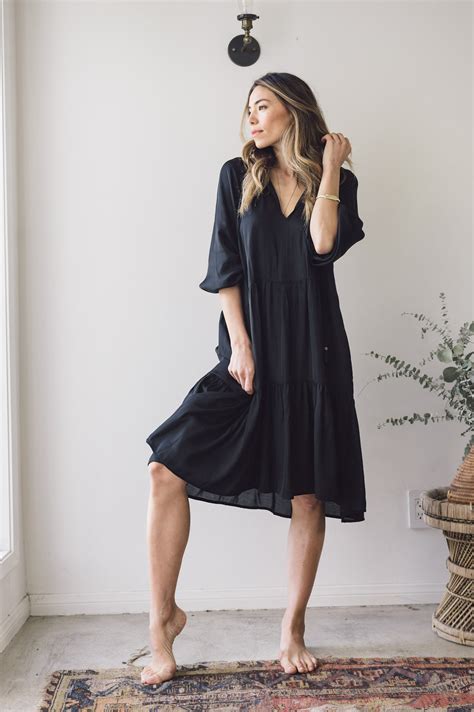 Sienna Dress Midi - Solid Black – roma