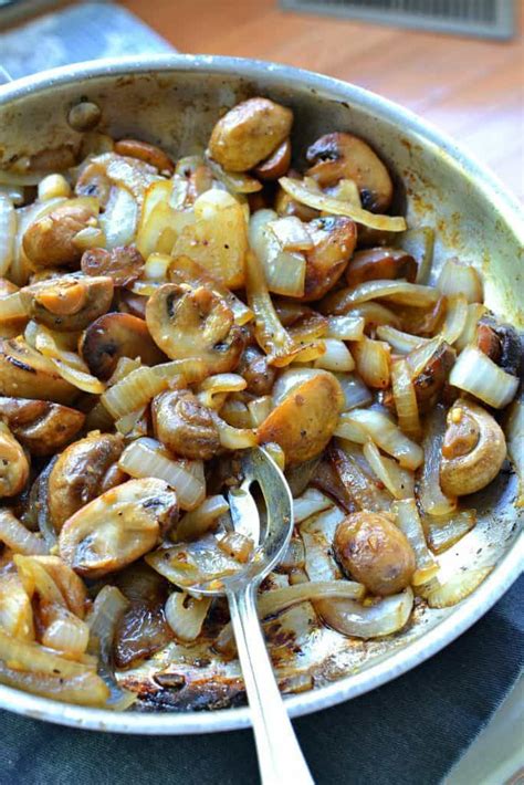 Sauteed Mushrooms and Onions | Recipe | Vegetable recipes, Veggie dishes, Mushroom dish