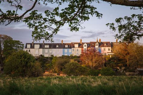 7 Beautiful Circular Walks On The Northumberland Coastal Path (+ Maps)