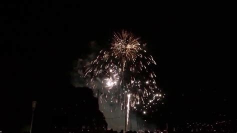 New Year's Eve fireworks in Honolulu Hawaii 2020 - YouTube