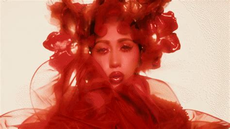 Roses GIF by Kali Uchis - Find & Share on GIPHY