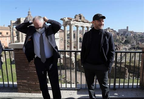 Tom Holland Gets A Special Tour of Rome From 'Roma' Director Francesco ...