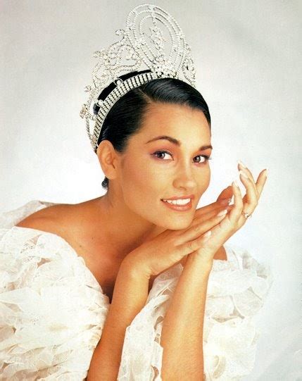 Miss Universe 1997: Brook Mahealani Lee