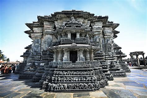 Poetry in Stone : Chennakesava Temple, Belur