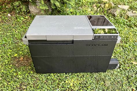 Meet the Icemaking Cooler With Its Own Battery: EcoFlow GLACIER Powered Cooler Review | GearJunkie