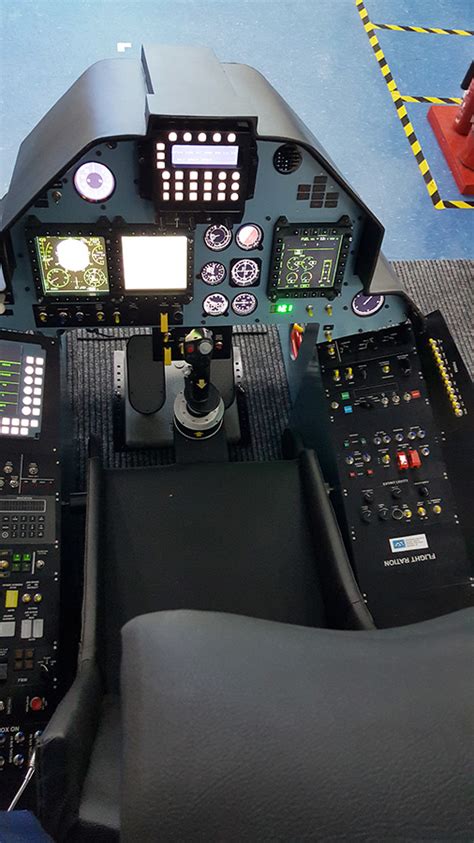 Fully functional SU-30 / Sukhoi 30 Cockpit Simulator