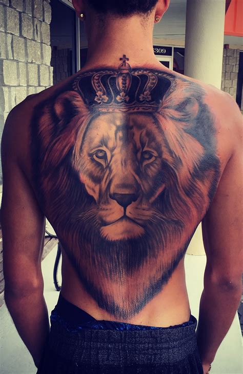 Pin by Lyon Prince on Lion back tattoos | Lion back tattoo, Back tattoos for guys, Lion tattoo