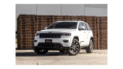 Jeep Grand Cherokee V6 vs V8: Which One You Should Get