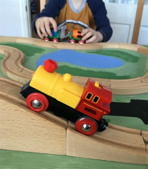 Brio Battery Operated Action Train - Review | Teddy Bears And Cardigans