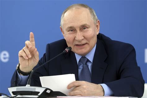 Thu. 9:31 a.m.: Putin moves a step closer to a fifth term as president ...