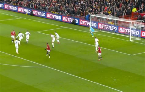 Video: Man United make rapid start as Hojlund smashes ball into ...