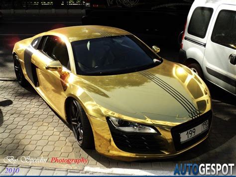 Audi R8 Gold - Another Victim of a Bling Loving Owner - eXtravaganzi