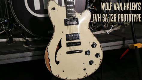 Wolf Van Halen's EVH SA 126 Prototype | Mammoth WVH Rig Rundown Trailer Chords - Chordify