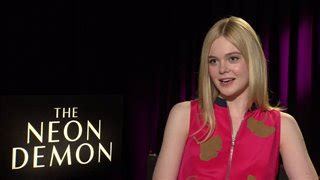 Elle Fanning biography and filmography | Elle Fanning movies