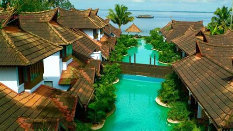 Kumarakom Lake Resort | Where to Stay | Kerala Tourism