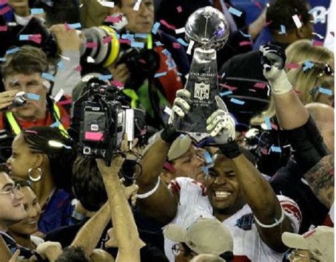 Osi Umenyiora's first Super Bowl ring represents end to Patriots' perfection - al.com