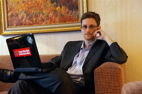 Edward Snowden Must Fight for Russia in Ukraine if Asked, Under New ...