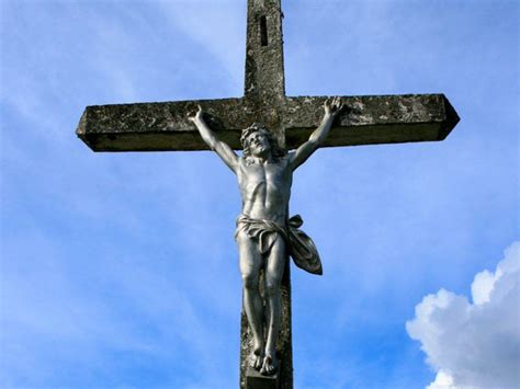 Jesus Christ Crucifixion Wallpaper – Set 15