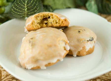 Spice Cookies with Lemon Icing – Afoodieaffair