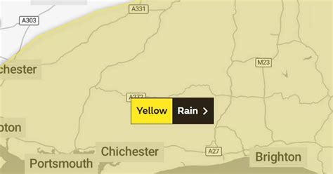 New Sussex weather warning as hours of torrential rain and 50mph winds forecast - SussexLive