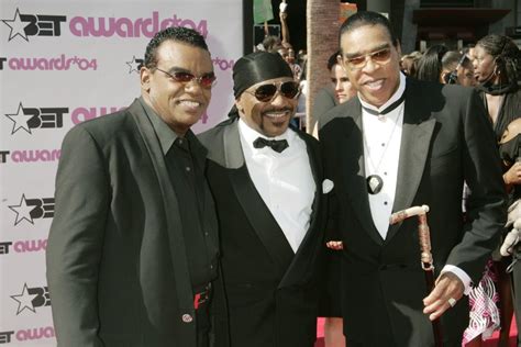 Who are the Isley Brothers members and what's their net worth?