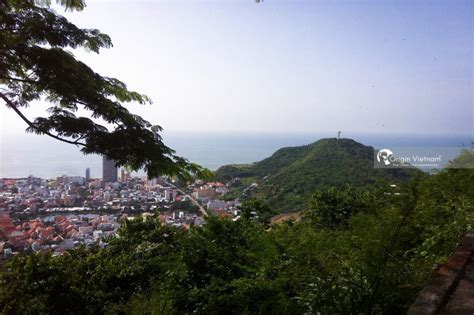 Vung Tau Lighthouse Travel Guide: Must-see Attraction & Top Things To ...