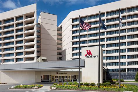 4-Star Hotel Long Island, NY | Long Island Marriott