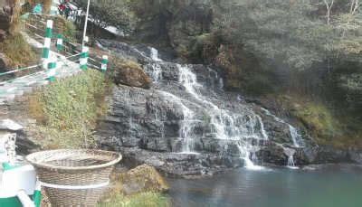 5 Waterfalls Near Dehradun One Must Visit For An Epic Vacay In 2022