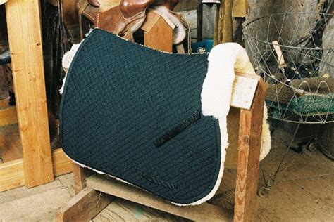 All Purpose Saddle Blanket with Complete Lining Black | Ultimate Sheepskin