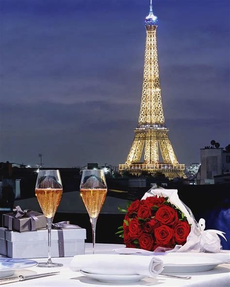 5 Luxury Rooftop Bars in Paris with an Eiffel Tower View • Petite in Paris