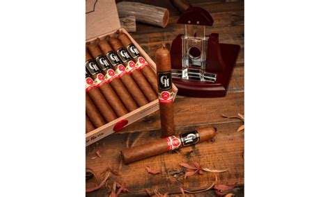 JR Cigar Releases Crafted By JR: Crowned Heads | Cigar Snob Magazine