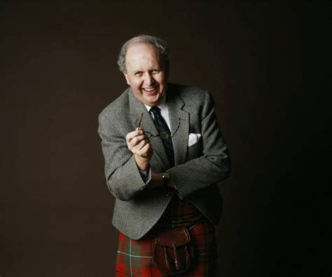 Alexander McCall Smith Biography - Childhood, Life Achievements & Timeline