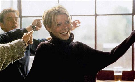 Gwyneth Paltrow in Sliding Doors (1998) | Short hair styles, Gwyneth paltrow short hair, Hair styles