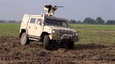 Iveco LMV Military 4x4 Army - YouTube